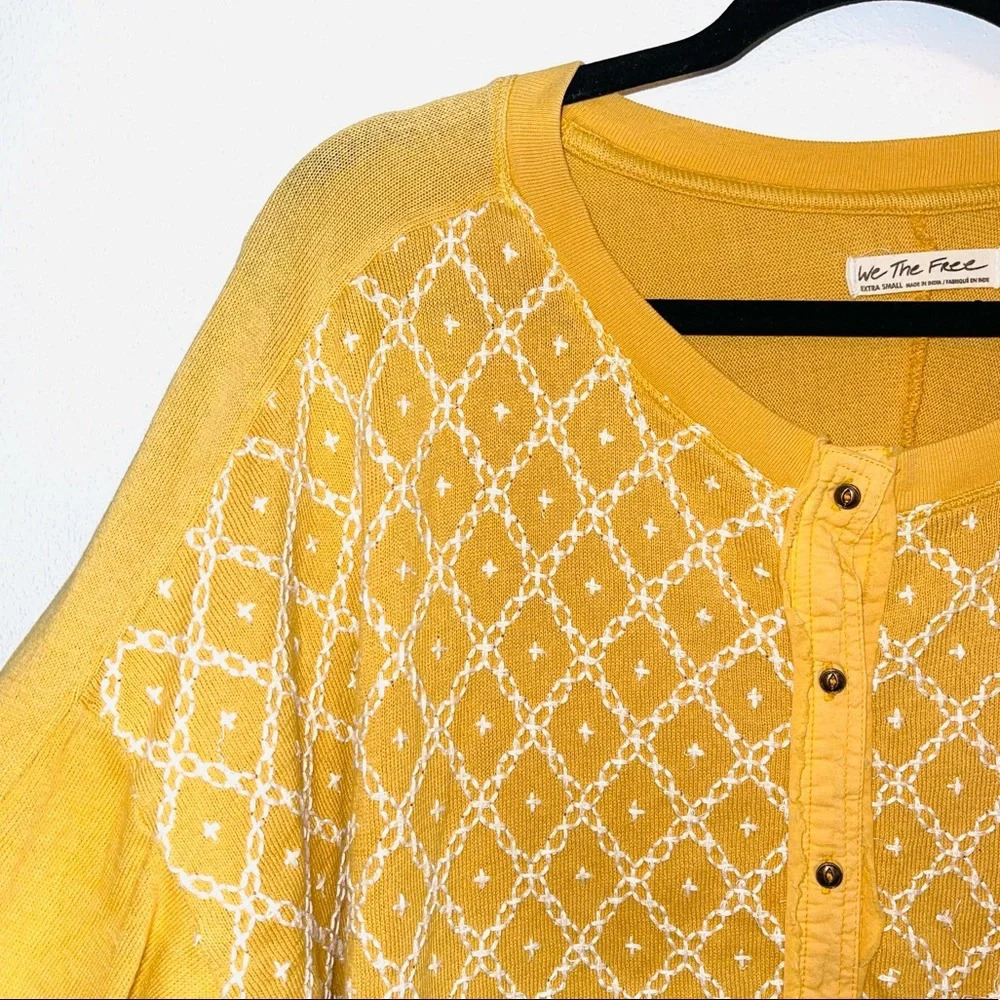 We The Free FP Yellow & White Embroidered Oversized Sweatshirt Xsmall Women’s - Picture 5 of 12